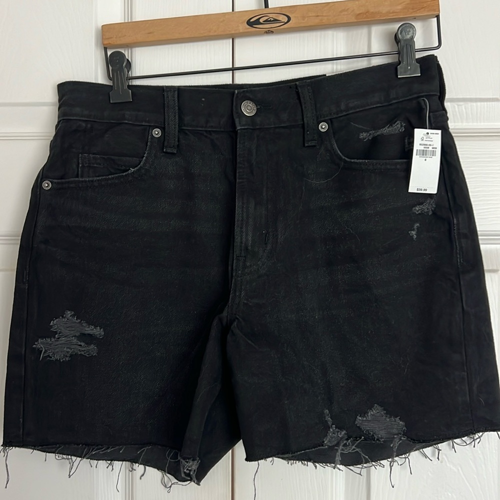 Old Navy size 6 black denim shorts